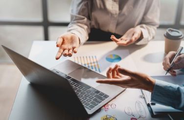 Venditori si nasce o si diventa? Efficacia commerciale nel B2B - Webinar 01 Blog hs vs salesforce 1 26fa0b8f