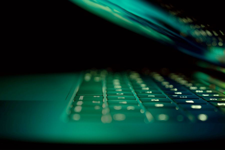 Marketing Case Study: Material ESG piattaforma digitale e strategia di lancio cover iungo b7022f83