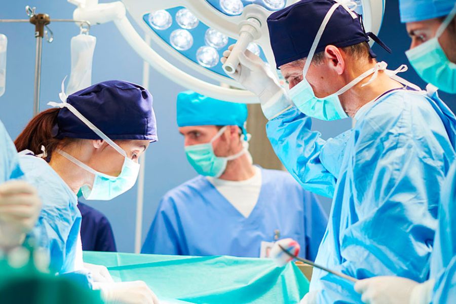 Caso Studio Sanità Privata: Comunicazione Digitale e Reputazione sala operatoria ospedale 01 d8616208